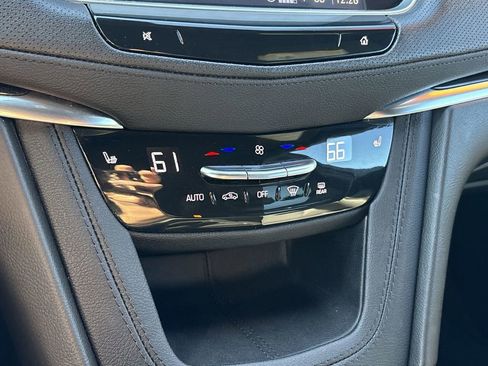 Certified 2025 Cadillac XT5 Premium Luxury image 21