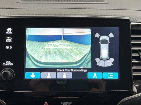 Used 2020 Honda Pilot Touring image 14