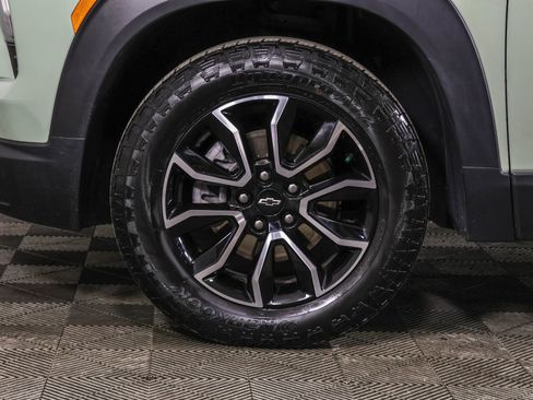 Used 2024 Chevrolet TrailBlazer ACTIV w/ Convenience Package AWD/4WD image 19