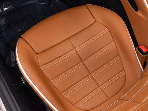 Used 2025 Ferrari Roma Spider RWD image 26
