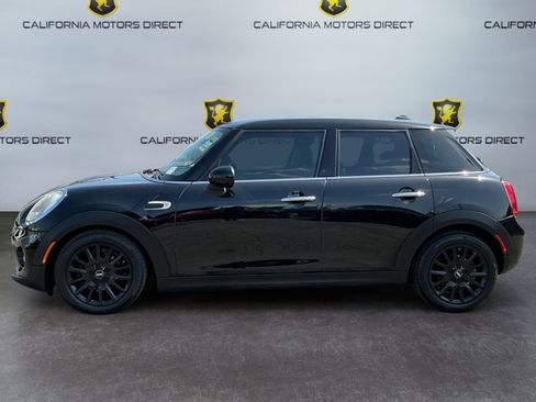 Used 2017 MINI Cooper 4-Door Hardtop FWD image 8