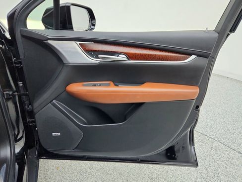 Used 2020 Cadillac XT5 Premium Luxury FWD image 30