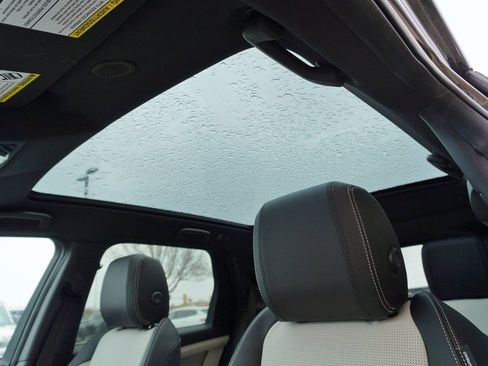 New 2026 Land Rover Discovery Sport Landmark AWD/4WD image 15