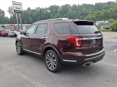 Used 2018 Ford Explorer Platinum AWD/4WD image 4