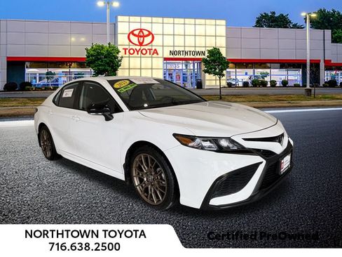 Used 2023 Toyota Camry SE image 34