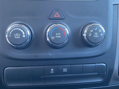 Used 2022 RAM 1500 Tradesman w/ Chrome Appearance Group image 20