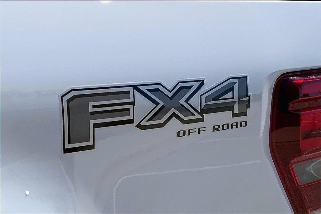 Used 2025 Ford F150 Lariat w/ Equipment Group 501A Mid AWD/4WD image 29