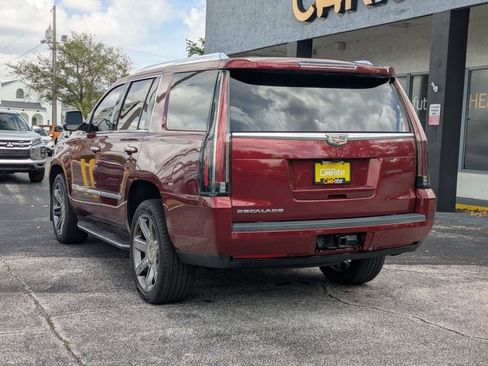 Used 2018 Cadillac Escalade Luxury image 7