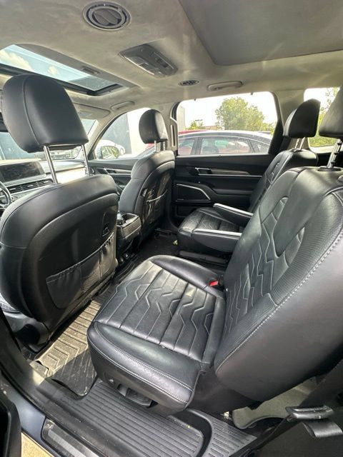 Used 2020 Kia Telluride SX w/ SX Prestige Package AWD/4WD image 11
