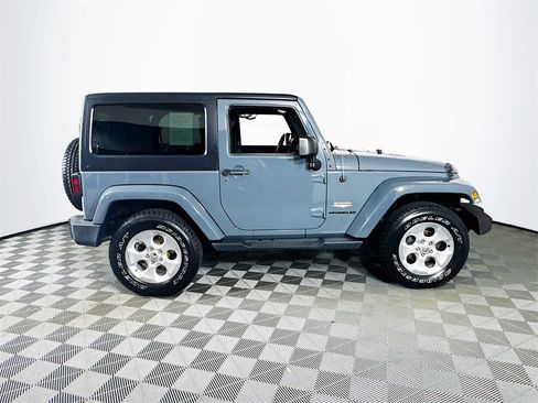 Used 2015 Jeep Wrangler Sahara w/ Connectivity Group image 8