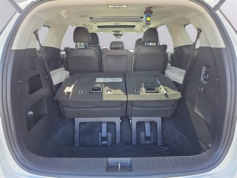 Certified 2024 Kia Carnival SX Prestige image 37