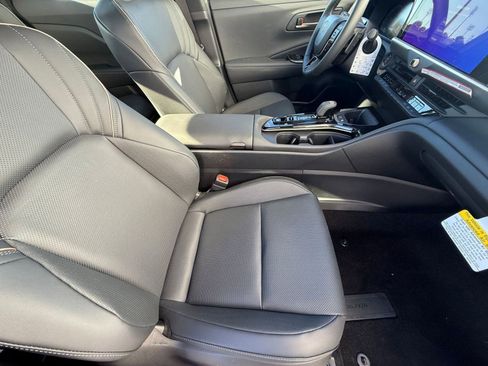 New 2026 Toyota Crown Platinum image 35