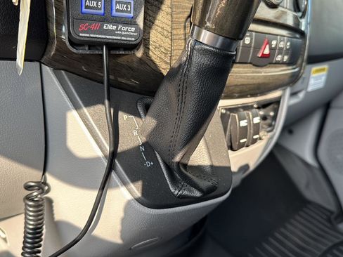 Used 2018 Mercedes-Benz Sprinter 3500 image 25