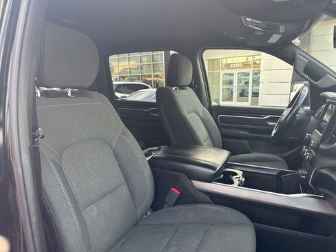 Used 2019 RAM 1500 Big Horn AWD/4WD image 18