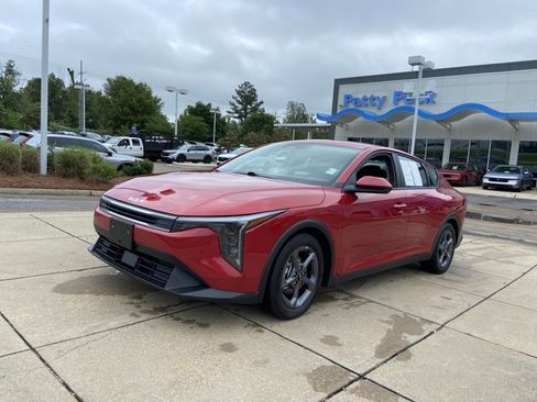 Used 2025 Kia K4 FWD image 5