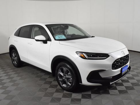 New 2026 Honda HR-V LX image 4