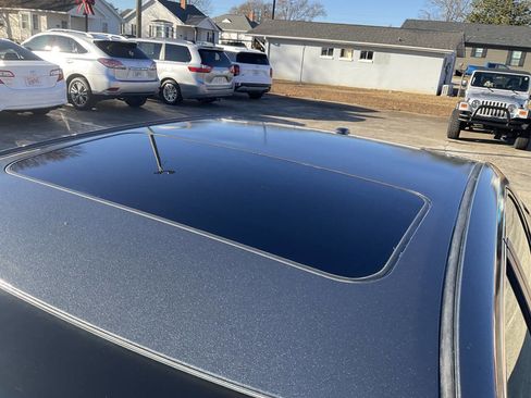 Used 2012 Toyota Camry SE image 8