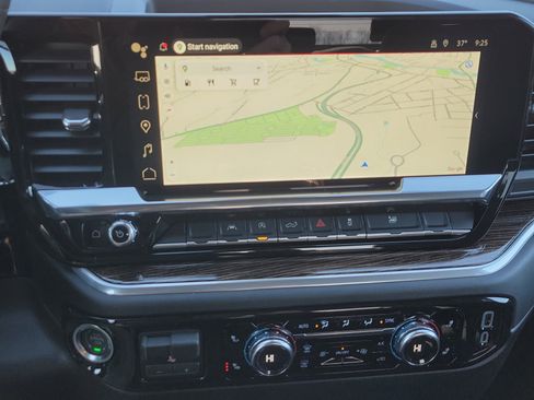 New 2026 GMC Sierra 1500 SLE image 24