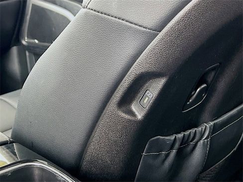 Used 2023 Kia Telluride EX w/ EX Captain's Chair Package image 36