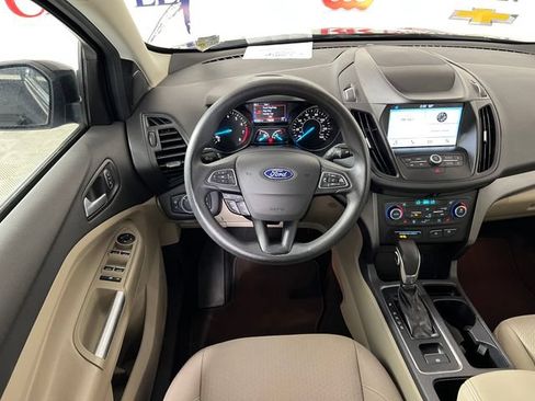 Used 2019 Ford Escape SE FWD image 14