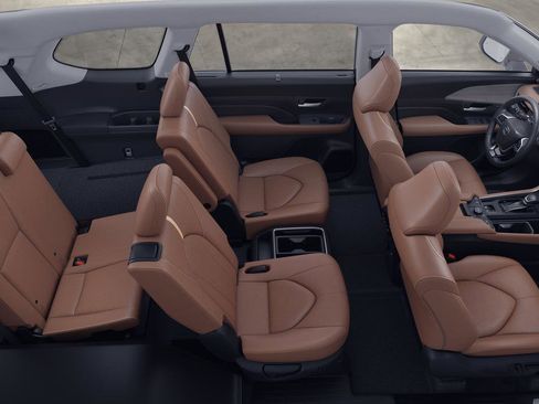 New 2026 Toyota Grand Highlander Platinum image 4