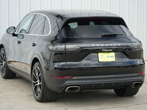 Used 2022 Porsche Cayenne E-Hybrid image 53