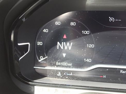 Used 2022 GMC Yukon Denali w/ Max Trailering Package image 30