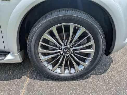 Used 2019 INFINITI QX80 Luxe w/ 22" Wheel Package RWD image 11