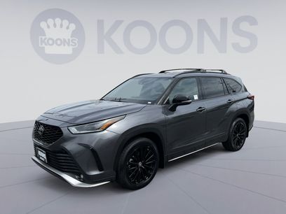 Used 2023 Toyota Highlander XSE