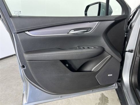 Used 2025 Cadillac XT5 Luxury image 22