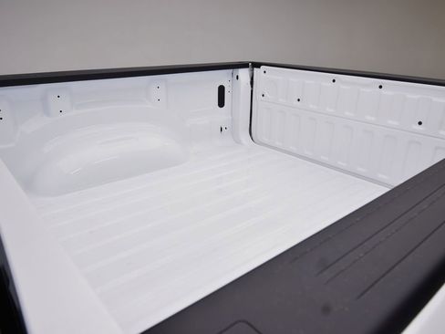 New 2026 RAM 1500 4x4 Crew Cab image 11