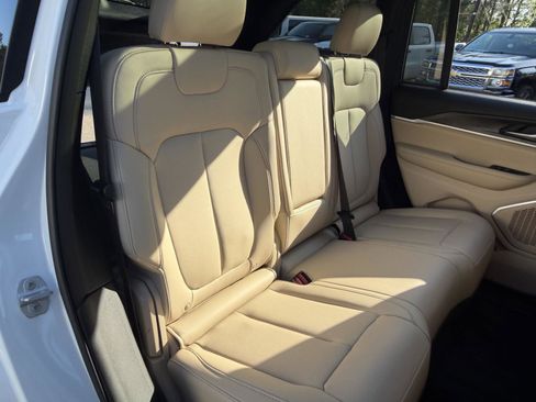 New 2026 Jeep Grand Cherokee Limited RWD image 20