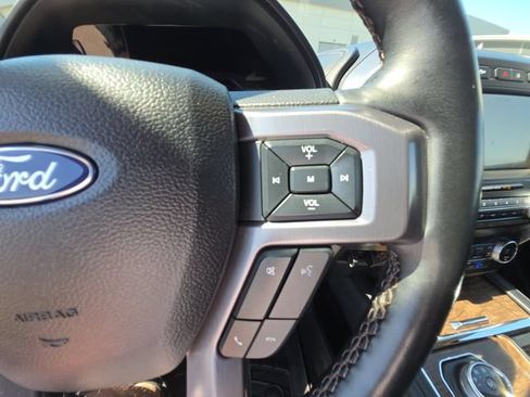 Used 2020 Ford Expedition Platinum AWD/4WD image 19