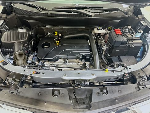 Used 2025 Chevrolet Equinox LT AWD/4WD image 34