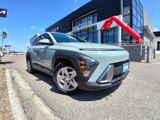 Used 2024 Hyundai Kona SE FWD video 1