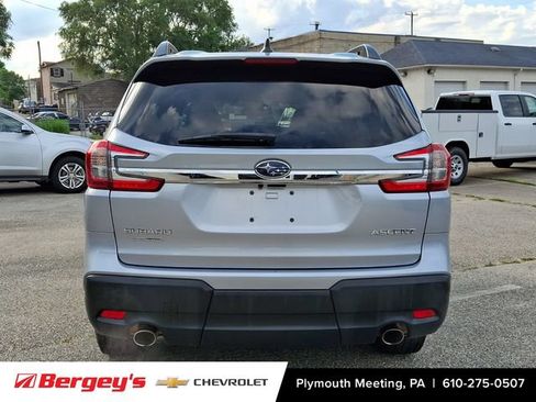 Used 2023 Subaru Ascent Premium AWD/4WD image 6