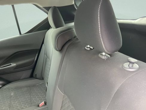 Used 2021 Nissan Kicks SV FWD image 16