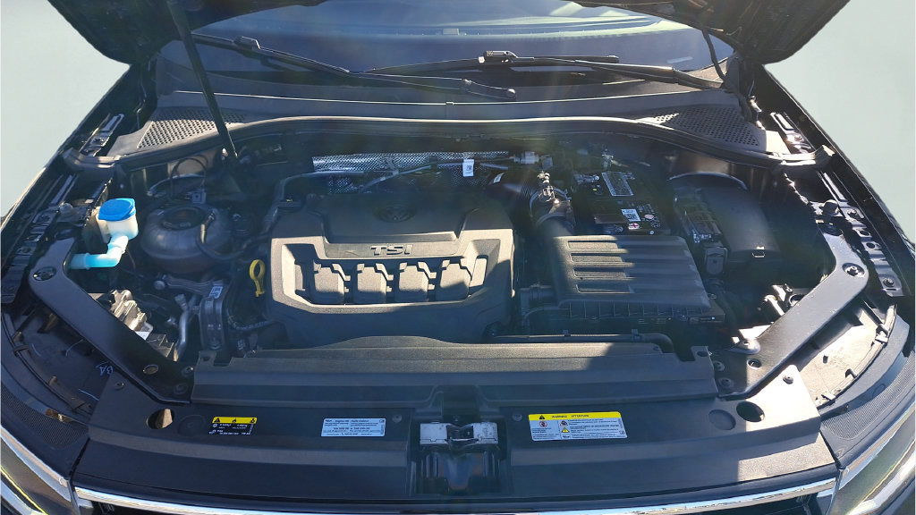 Used 2023 Volkswagen Tiguan SE R-Line AWD/4WD image 27