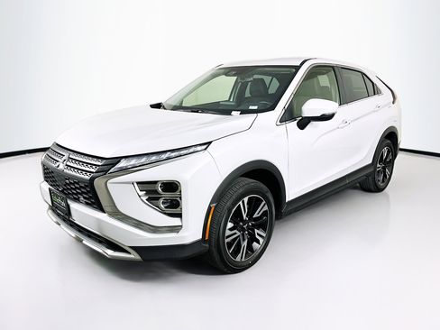 Used 2025 Mitsubishi Eclipse Cross SE image 3