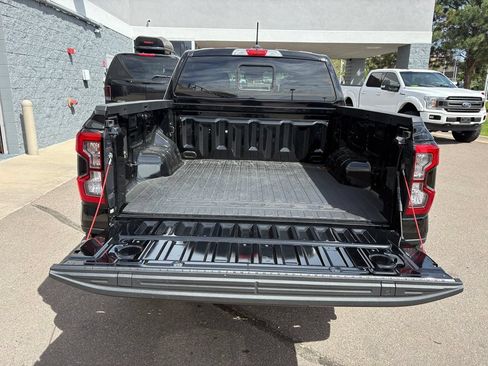 Used 2025 Ford Ranger Lariat w/ FX4 Off-Road Package AWD/4WD image 28