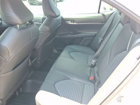 Used 2023 Toyota Camry SE w/ Convenience Package FWD image 8