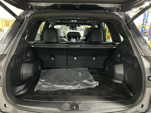 Certified 2025 Subaru Forester Limited w/ Popular Package image 27