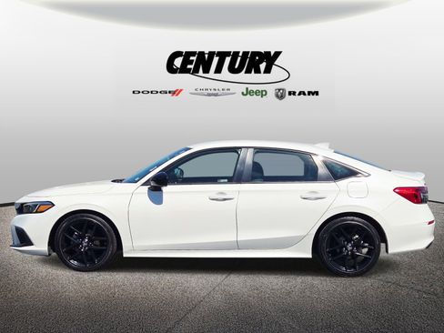 Used 2024 Honda Civic Sport image 7