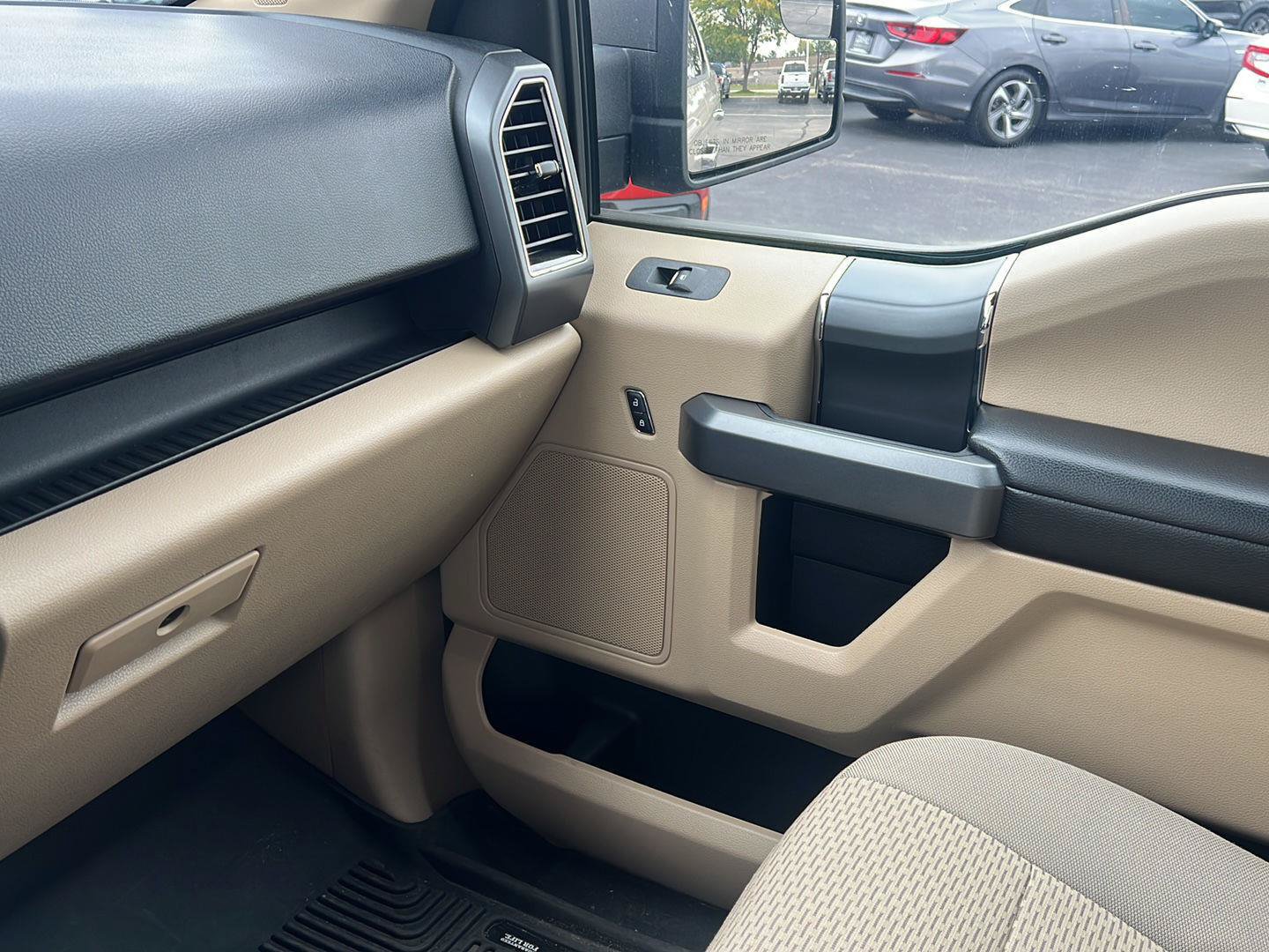 Used 2018 Ford F150 XLT w/ Equipment Group 302A Luxury AWD/4WD image 20