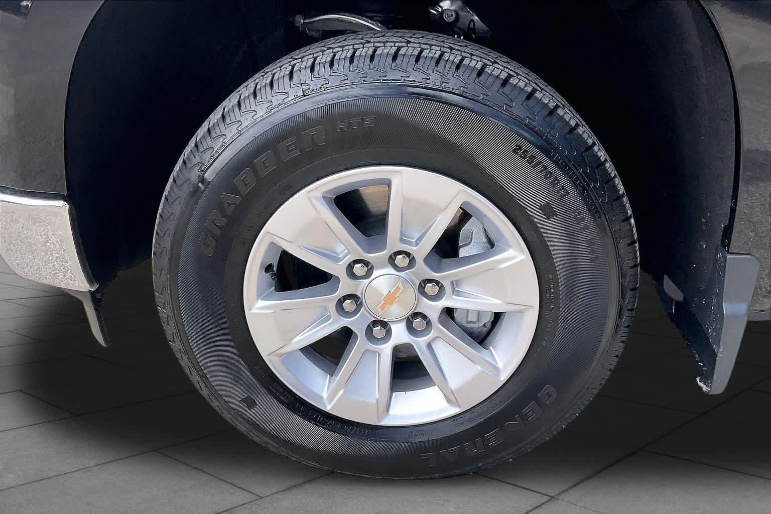 Used 2026 Chevrolet Silverado 1500 LT RWD image 11