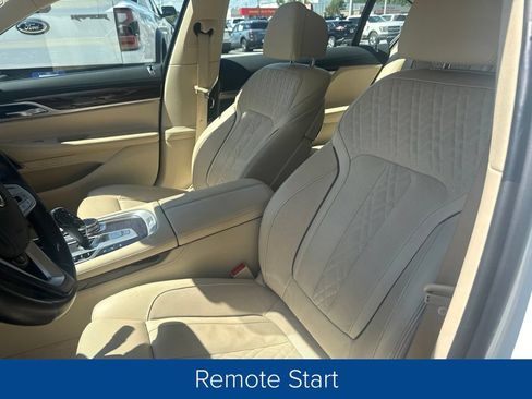Used 2020 BMW 750i xDrive AWD/4WD image 11