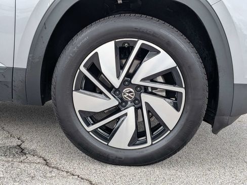 Used 2024 Volkswagen Atlas SE FWD image 10