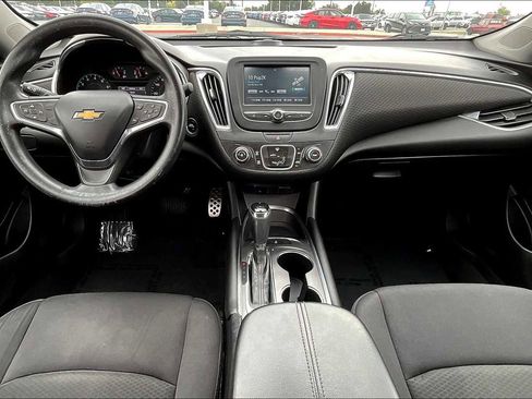 Used 2016 Chevrolet Malibu LT image 15
