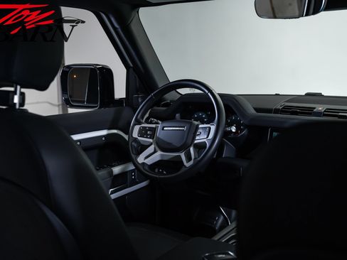 Used 2023 Land Rover Defender 110 X-Dynamic SE AWD/4WD image 45