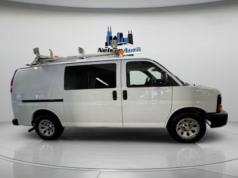 Used 2014 Chevrolet Express 1500 AWD image 3